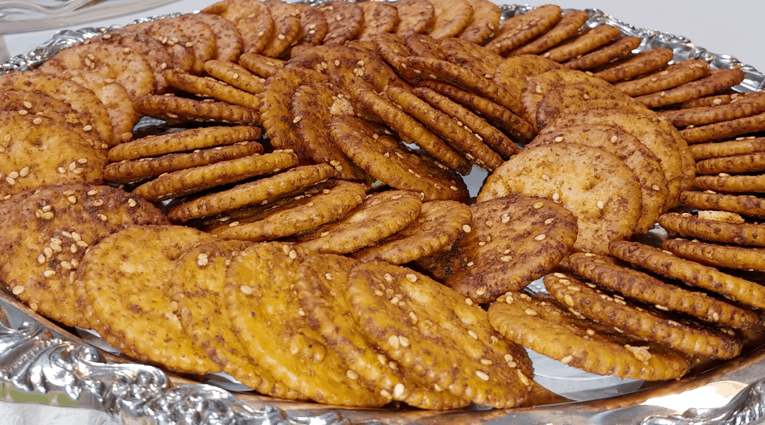 Baked Balsamic Crackers