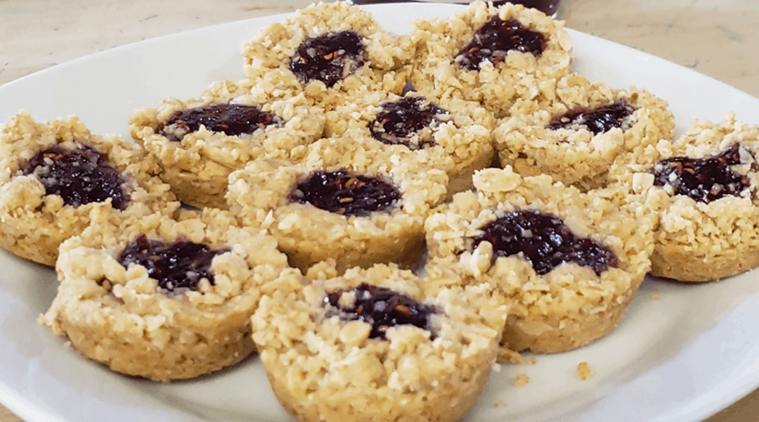 Mini Oatmeal Jammys