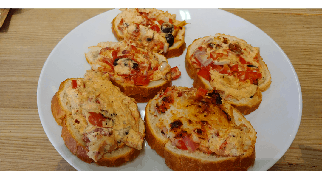 Loaded Pizza Dip 1080x600