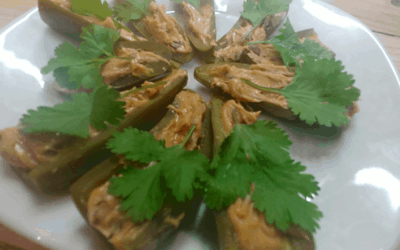 Peanut Butter Stuffed Pickled Jalapeños with Rustlin’ Rob’s Pickled Jalapeños
